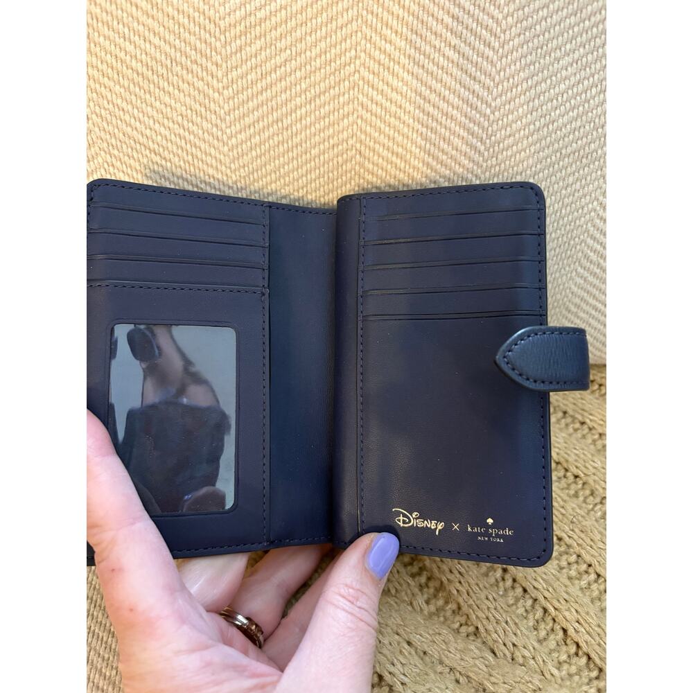 Disney x Kate Spade New York Lady and the Tramp Medium Bifold Wallet Navy - Picture 4 of 8